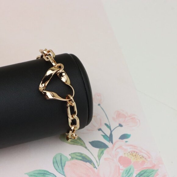 "Stylish Rose Gold Plated Bracelet with Twisted Heart Design, XPBL0895 - Picture 10 of 13